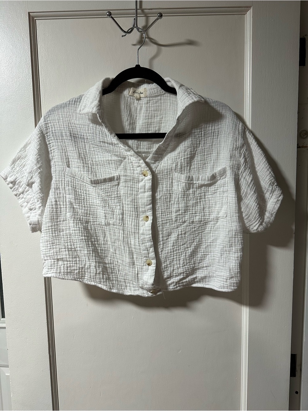 Cropped White Textured Button Shirt